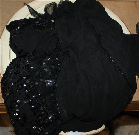 1930s sequin & black chiffon evening dress(-)